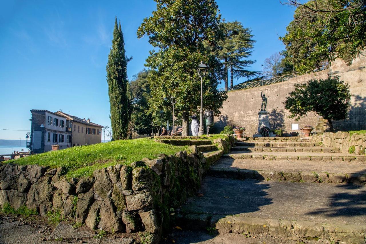 Centro E Spiaggia Ambra Anguillara Sabazia Bagian luar foto