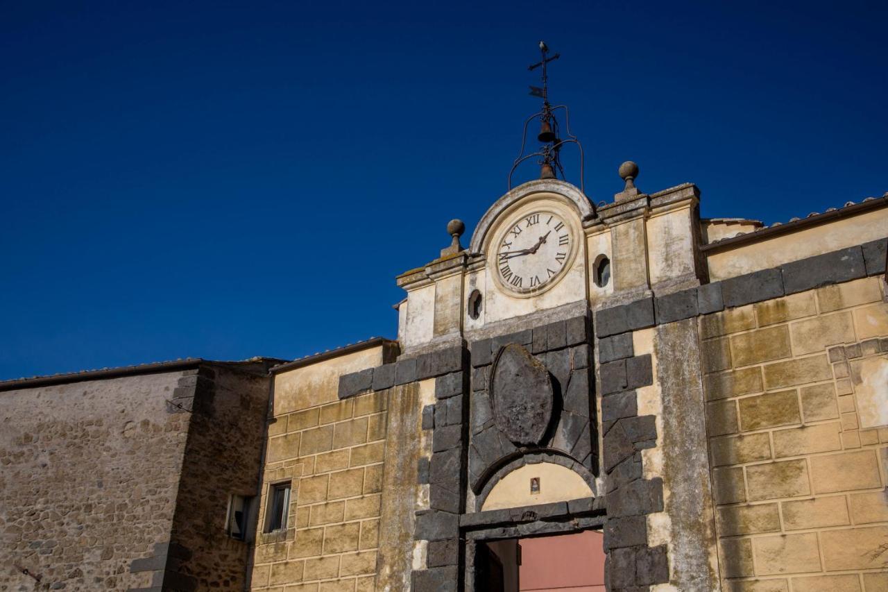 Centro E Spiaggia Ambra Anguillara Sabazia Bagian luar foto